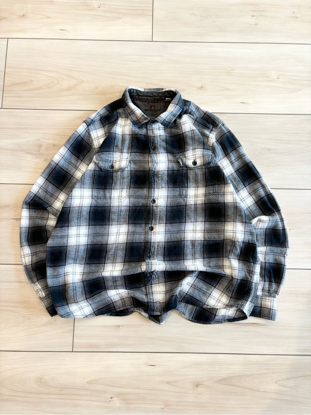 Woolrich Outdoors Black and White Plaid Flannel Mens Casual Button-Down Shirt